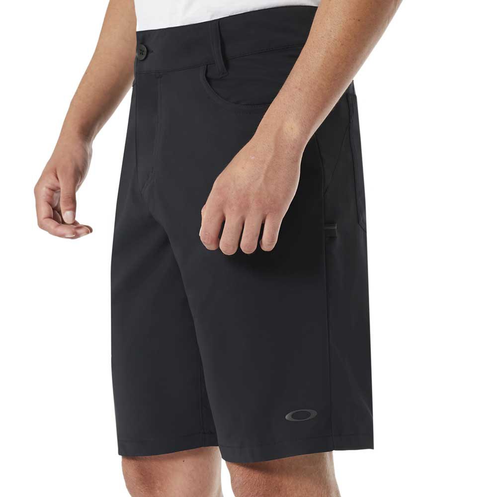 oakley base line hybrid 21 shorts
